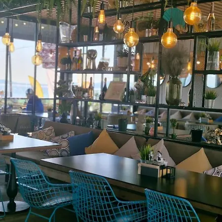 Marbel - Designer Retreat With Free Parking Lejlighed