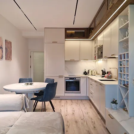 Apartment Marbel - An Exquisitely Designed Retreat In The Heart Of By The Sea Garden With Free Parking Burgas