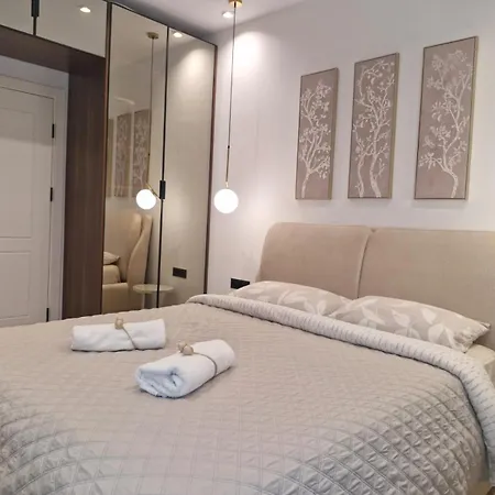 Marbel - Designer Retreat With Free Parking * Burgas City