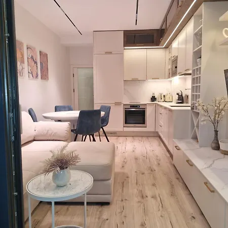 Marbel - Designer Retreat With Free Parking * Burgas City