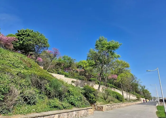 Marbel - Designer Retreat With Free Parking דירה בורגאס