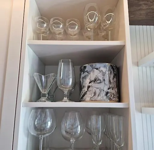 Marbel - Designer Retreat With Free Parking Apartmán