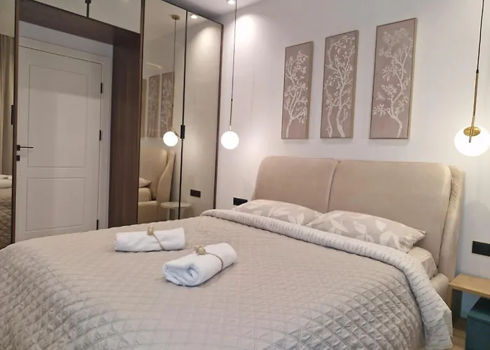 Marbel - Designer Retreat With Free Parking * Burgas City