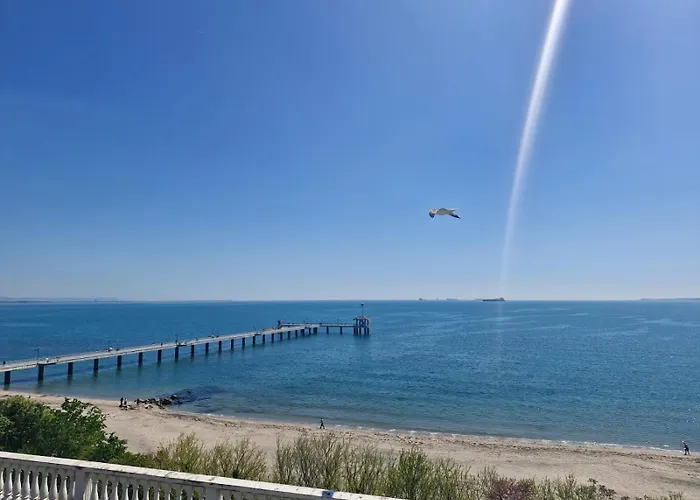 Marbel - Designer Retreat With Free Parking Burgas City