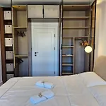 Apartament Marbel - Designer Retreat With Free Parking *