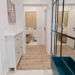 Apartament Marbel - Designer Retreat With Free Parking