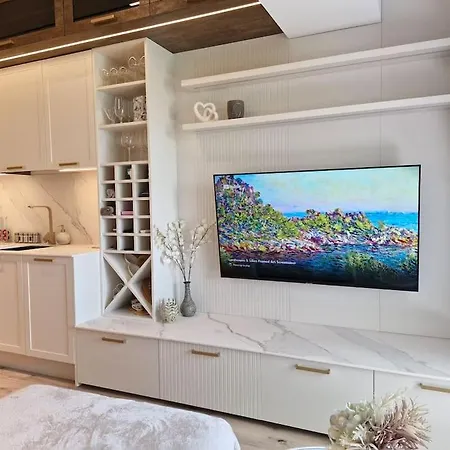Marbel - Designer Retreat With Free Parking * Бургас