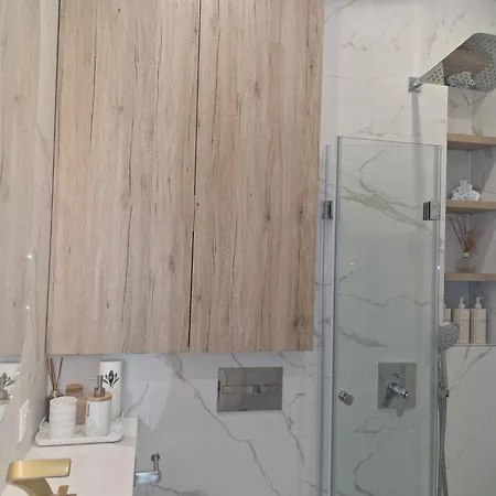 Marbel - Designer Retreat With Free Parking Бургас