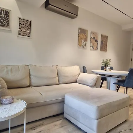 Апартаменти Marbel - Designer Retreat With Free Parking Бургас