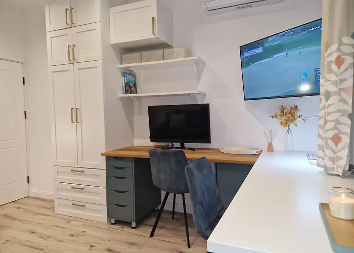 Marbel - Designer Retreat With Free Parking Apartment Burgas